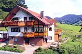 Ferien Appartements im Haus Bergquell mit Sauna und Balkon