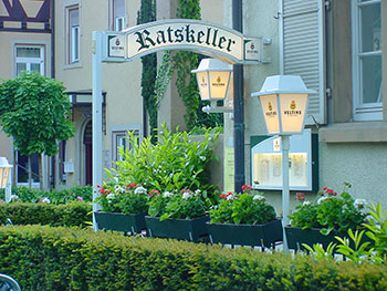 Es gibt viele Restaurant im badischer Gemütlichkeit