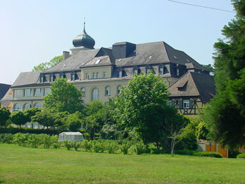 Malteserschloss mit dem Schlosspark der Malteserstadt Heitersheim