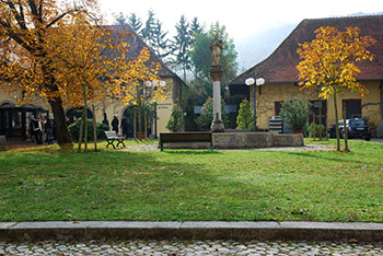 Jesuiten-Schloss Merzhausen bei Freiburg im Breisgau